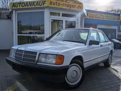 Gebraucht Mercedes 190 160 PS (117 kW) 1987 Weiß Limousine