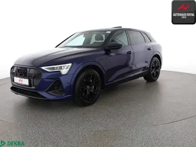 Gebraucht Audi e-tron S-Line 300 kW (408 PS) 2023 Blau SUV