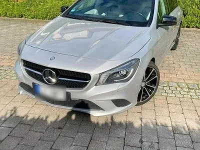 Gebraucht Mercedes CLA180 122 PS (89 kW) 2016 Silber Limousine