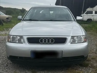 Gebraucht Audi A3 Attraction 150 PS (110 kW) 2000 Silber Kleinwagen