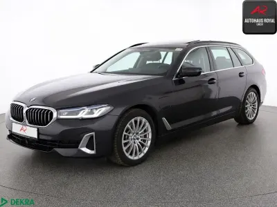 Gebraucht BMW 530e Luxury Line 292 PS (214 kW) 2021 Sophistograu Kombi