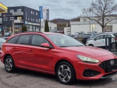 Gebraucht Hyundai i30 99 PS (72 kW) 2024 Rot Kombi