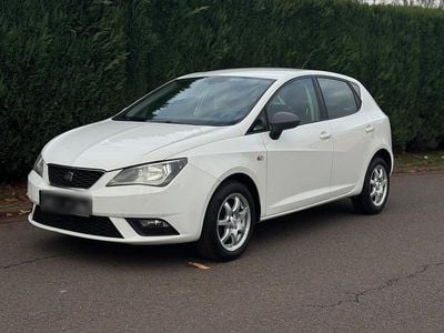 Weiß Gebraucht 2012 Seat Ibiza Kleinwagen | 4.200 € (Fairer Preis)