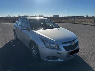 Gebraucht Chevrolet Cruze 160 PS (117 kW) 2012 Grau Kleinwagen