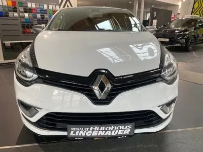 Gebraucht Renault Clio IV Intens 118 PS (86 kW) 2018 Weiß Limousine