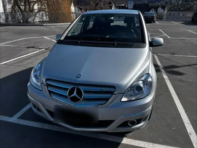 Brugt Mercedes B180 109 HK (80 kW) 2011 Sølv MPV
