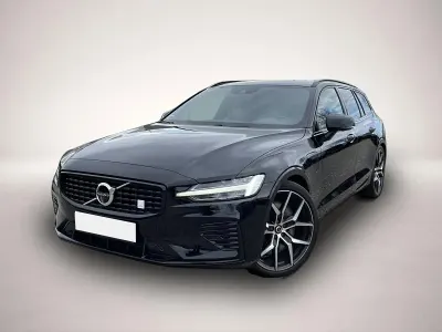Gebraucht Volvo V60 405 PS (297 kW) 2021 Manufacturer Kombi