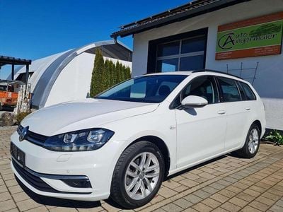 Gebraucht VW Golf VII Comfortline 116 PS (85 kW) 2019 Pure white Kombi
