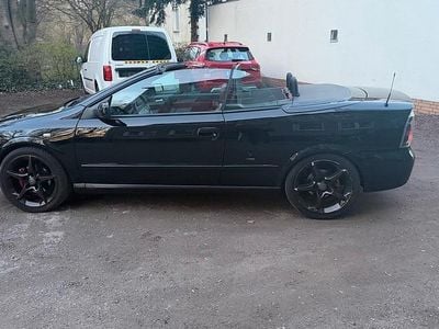 Gebraucht Opel Astra Cabriolet Edition 147 PS (108 kW) 2002 Schwarz Cabrio