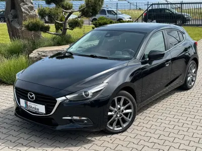 Gebraucht Mazda 3 Kizoku 120 PS (88 kW) 2017 Jet black Limousine