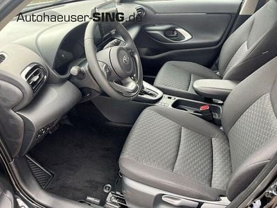 Toyota Yaris Hybrid