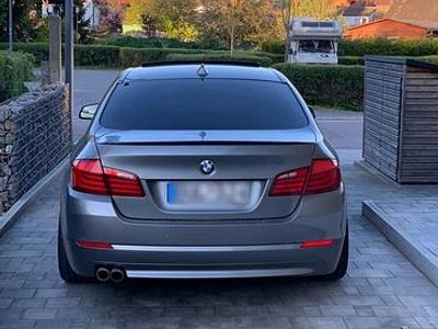 Usata BMW 530 M Sport 258 CV (189 kW) 2011 Grigio Berlina