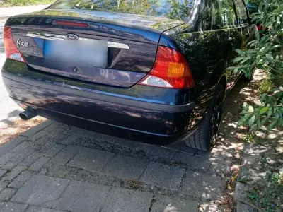 Usata Ford Focus Ghia 130 CV (95 kW) 2002 Berlina