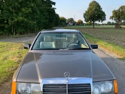 Occasion Mercedes 230 132 ch (97 kW) 1988 Coupé