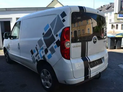 Gebraucht Opel Combo 90 PS (66 kW) 2012 Polarweiss Van / Kleinbus