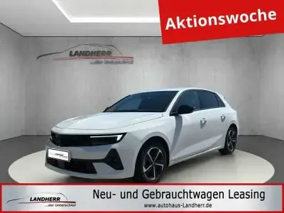 Używany Opel Astra 131 KM (96 kW) 2024 Biały Sedan/Limuzyna