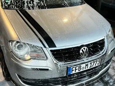 Gebraucht VW Touran 140 PS (102 kW) 2009 Silber Van / Kleinbus