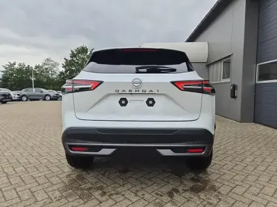 Neu Nissan Qashqai 360º 158 PS (116 kW) 2026 Pearl white pearl white SUV