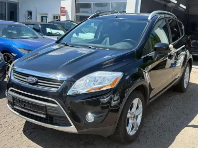 Gebraucht Ford Kuga 136 PS (100 kW) 2009 Schwarz SUV