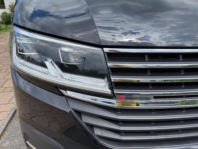 Second-hand VW Multivan PanAmericana 204 CP (150 kW) 2021 Negru Monovolum