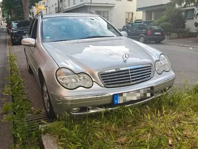 Gebraucht Mercedes C200 Elegance 163 PS (119 kW) 2003 Silber Limousine