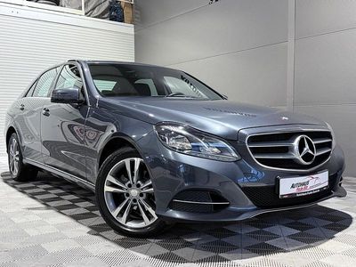 Grau Gebraucht 2015 Mercedes E200 Avantgarde Limousine | 18.770 € (Fairer Preis)