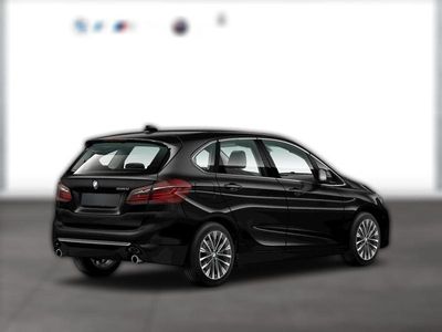 Gebraucht BMW 220 Active Tourer Luxury Line 192 PS (141 kW) 2019 Schwarz metallic Van / Kleinbus