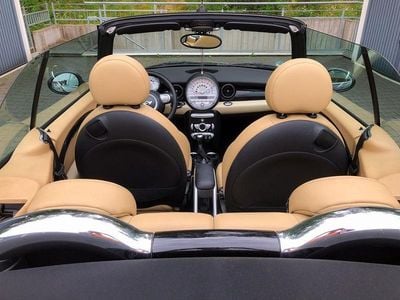 Second-hand Mini Cooper S Cabriolet 184 CP (135 kW) 2010 Negru Cabrio