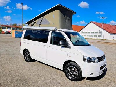 Second-hand VW California Beach 102 CP (75 kW) 2010 Alb Van