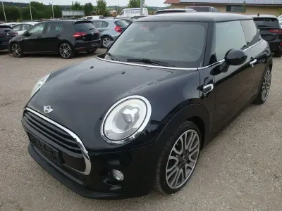 Gebraucht Mini Cooper Chili 136 PS (100 kW) 2018 Schwarz Kleinwagen
