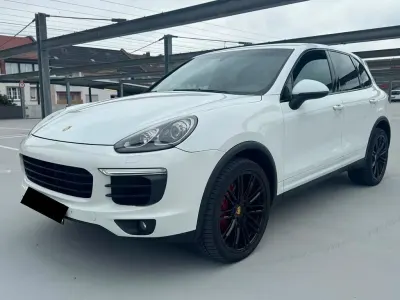 Gebraucht Porsche Cayenne 262 PS (192 kW) 2015 Weiß SUV