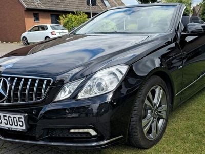 Mercedes E200
