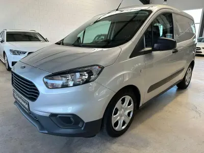 Używany Ford Transit 101 KM (74 kW) 2021 Srebrny Minivan