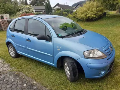 Gebraucht Citroën C3 73 PS (53 kW) 2007 Blau Kleinwagen