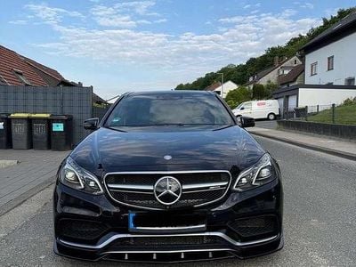 Mercedes E63 AMG