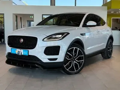 Używany Jaguar E-Pace S 200 KM (147 kW) 2020 Biały SUV