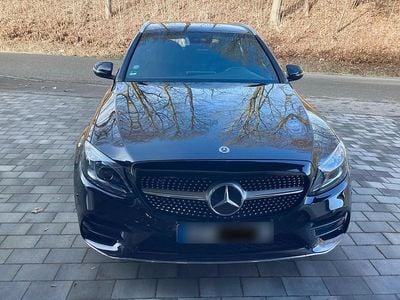 Schwarz Gebraucht 2020 Mercedes C300e AMG line Kombi | 27.900 € (Fairer Preis)