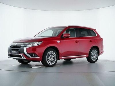 Gebraucht Mitsubishi Outlander P-HEV 224 PS (164 kW) 2021 Dynamik rot (d) SUV