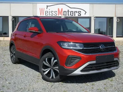 Neu VW T-Cross 95 PS (69 kW) 2026 Kingsrot metallic SUV