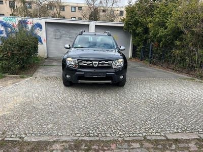 Usado Dacia Duster Lauréate 125 HP (91 kW) 2014 Preto SUV