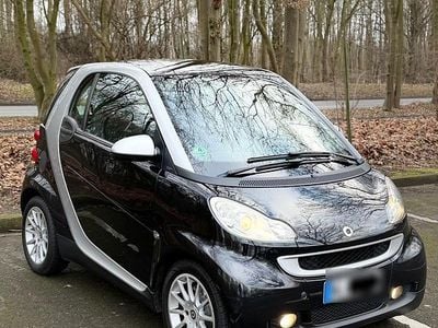 Schwarz Gebraucht 2010 Smart ForTwo Coupé Coupé | 4.200 € (Fairer Preis)