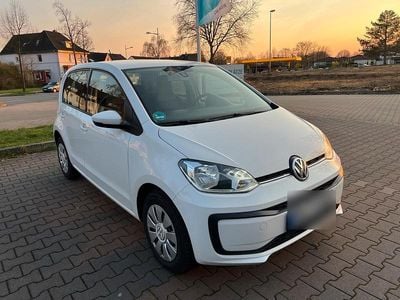 Gebraucht VW up! 60 PS (44 kW) 2019 Weiß Kleinwagen