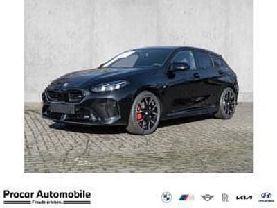 Nouă BMW M135 M Sport 300 CP (220 kW) 2026 Negru Hatchback