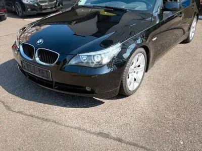 Gebraucht BMW 535 Shadowline 272 PS (200 kW) 2004 Saphirschwarz Kombi