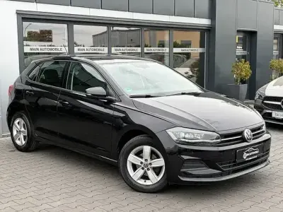 Gebraucht VW Polo Comfortline 95 PS (69 kW) 2018 Schwarz Kleinwagen