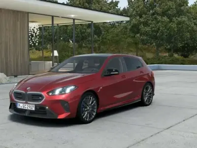 Neu BMW 135 300 PS (220 kW) 2026 Fire red metallic Kleinwagen