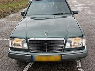 Usata Mercedes E280 193 CV (141 kW) 1993 Verde Station wagon