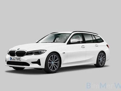 BMW 330e