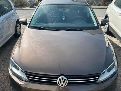 Usata VW Jetta 105 CV (77 kW) 2012 Marrone Berlina