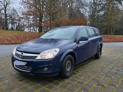 Gebraucht Opel Astra 160 PS (117 kW) 2010 Blau Kombi